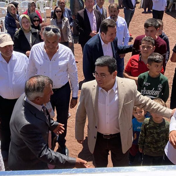 Kepez Belediye Başkanımız Hakan Tütüncü